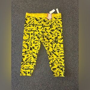 YITTY Yellow and Black Patterned Leggings